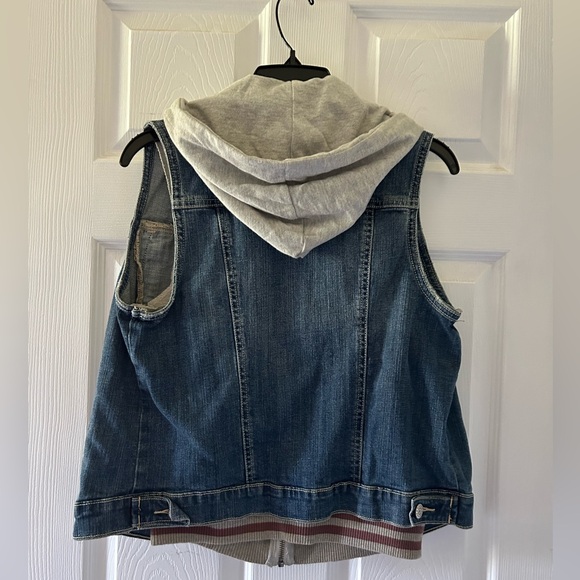 Denim sweater vest - Picture 2 of 2